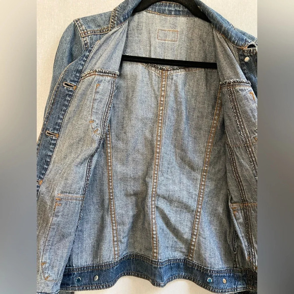 DKNY  Jean Jacket Sz S - Picture 5 of 11